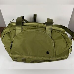 Lululemon City Adventurer Large Duffle Bag 29L green New Without Tags